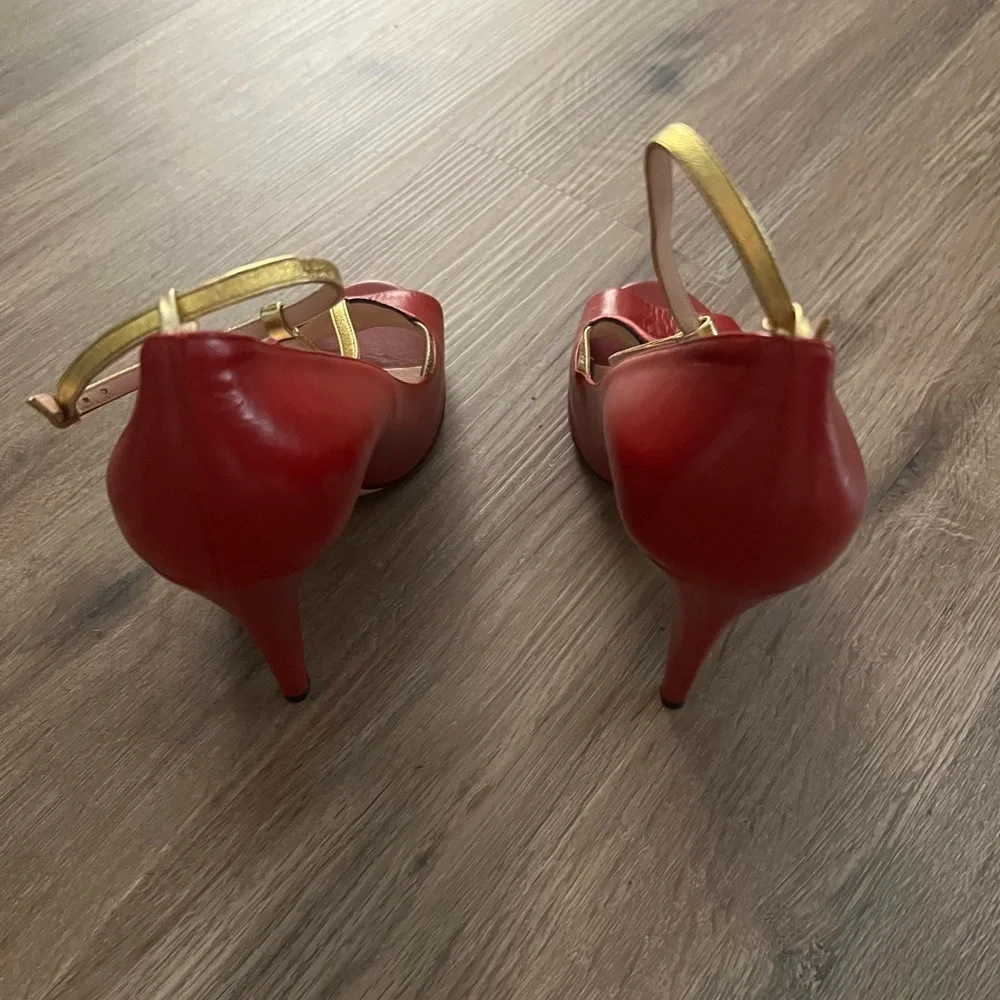 GUCCI X DISNEY Molina Lips Applique Strap Heels in Red Sz 11 US - Picture 5 of 12